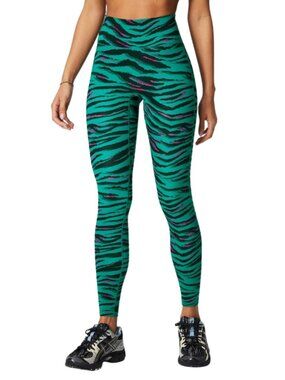 ✨Like New✨ Fabletics Trinity Motion365+ High-Waisted Legging, Size S